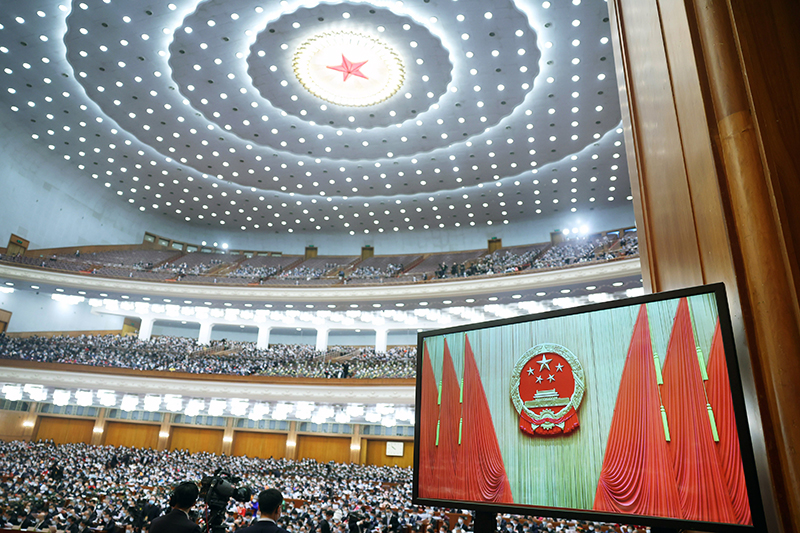 3月5日,第十三届全国人民代表大会第五次会议在北京人民大会堂开幕。新华社记者 鞠鹏 摄
